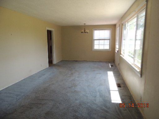 1803 Howard Dr, Knoxville, TN 37918