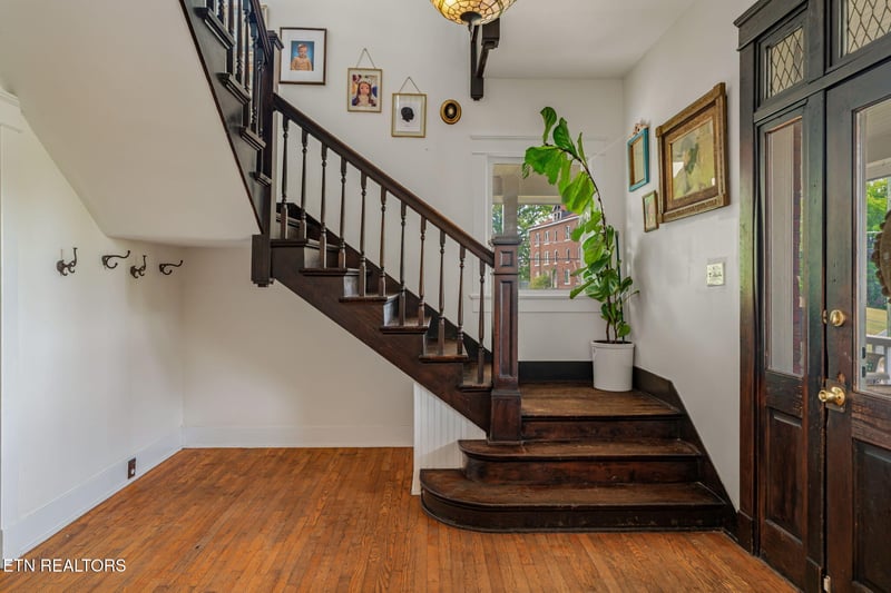 1805 Brandau St, Knoxville, TN 37921