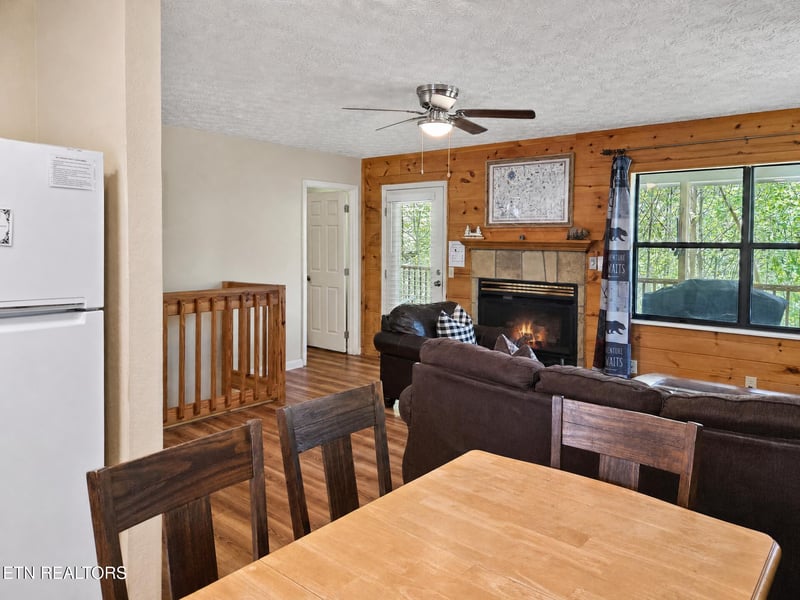 1805 Cherry View Ln, Sevierville, TN 37876