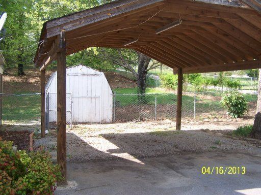 1805 Francis Rd, Knoxville, TN 37909