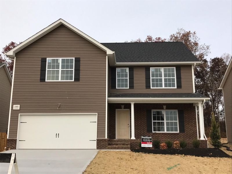 1805 Pear Wood Dr, Knoxville, TN 37920