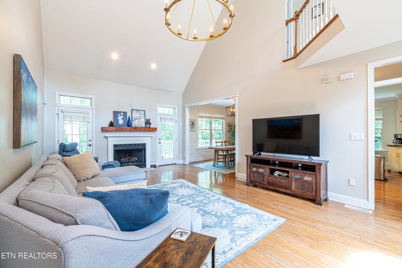1805 Shady Hollow Ln, Knoxville, TN 37922