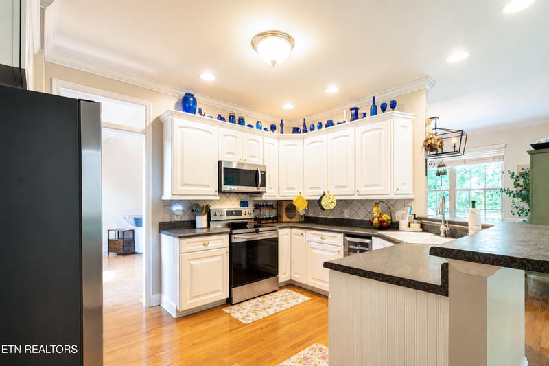 1805 Shady Hollow Ln, Knoxville, TN 37922