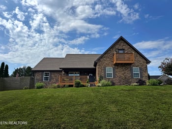 1807 Grey Ridge Rd, Maryville, TN 37801