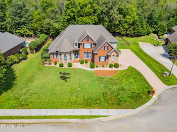 1808 Clingman View Dr, Alcoa, TN 37701