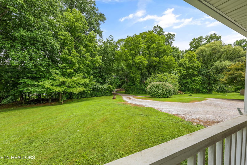 1809 Andes Rd, Knoxville, TN 37931
