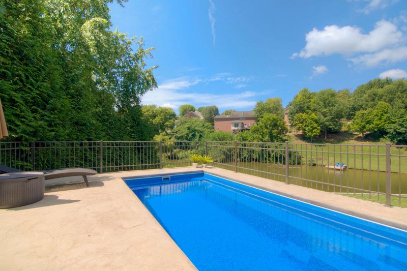 1809 Hart Rd, Knoxville, TN 37922