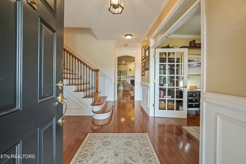 1809 Highlands Cove Ln, Knoxville, TN 37922