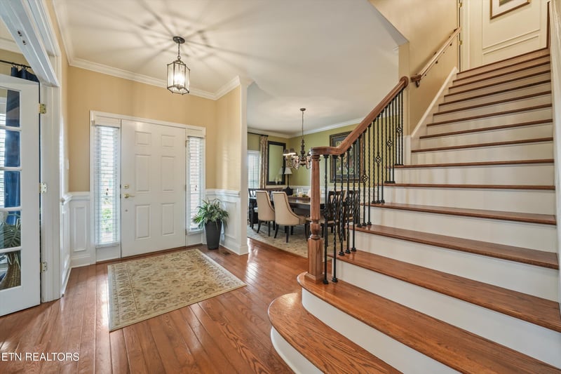 1809 Highlands Cove Ln, Knoxville, TN 37922