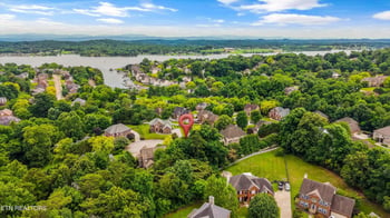 1809 Highlands Cove Ln, Knoxville, TN 37922
