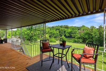 1809 River Shores Dr, Knoxville, TN 37914