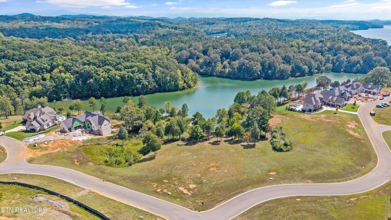 181 Bulwark Way, Lenoir City, TN 37772