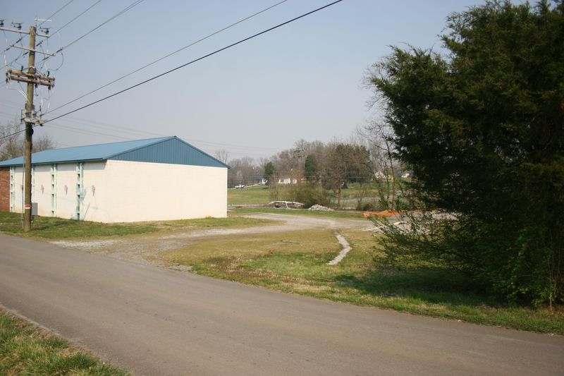 181 Carson St, Madisonville, TN 37354