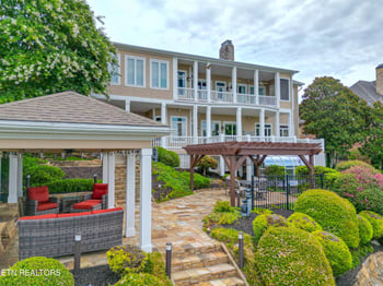 181 Indian Shadows Dr, Maryville, TN 37801