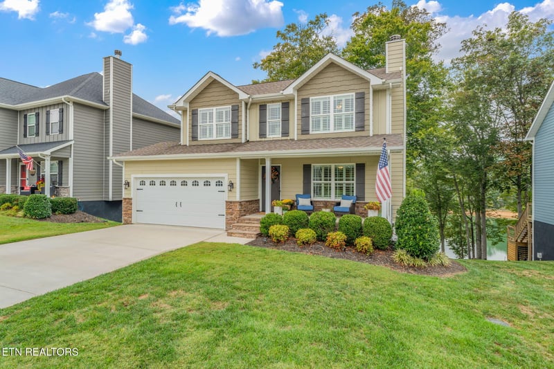 181 Twilight Blvd, Sharps Chapel, TN 37866