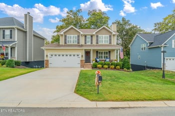 181 Twilight Blvd, Sharps Chapel, TN 37866