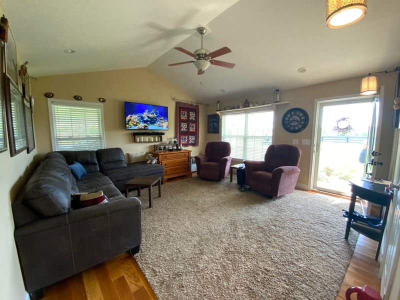 181 Virgil Potter Rd, Lancing, TN 37770