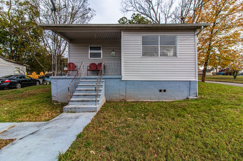 181 W Edison St, Alcoa, TN 37701