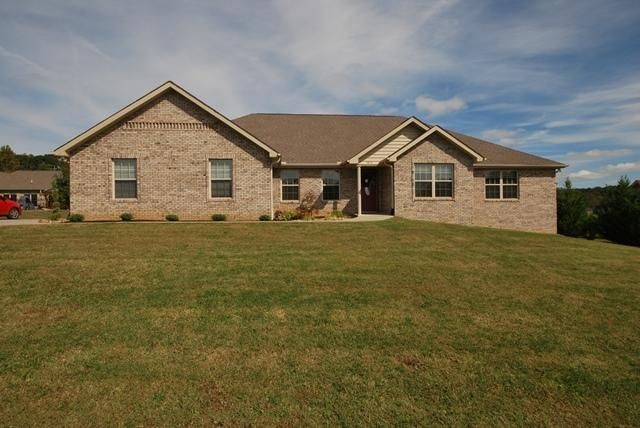 1810 Placid Dr, Sevierville, TN 37862