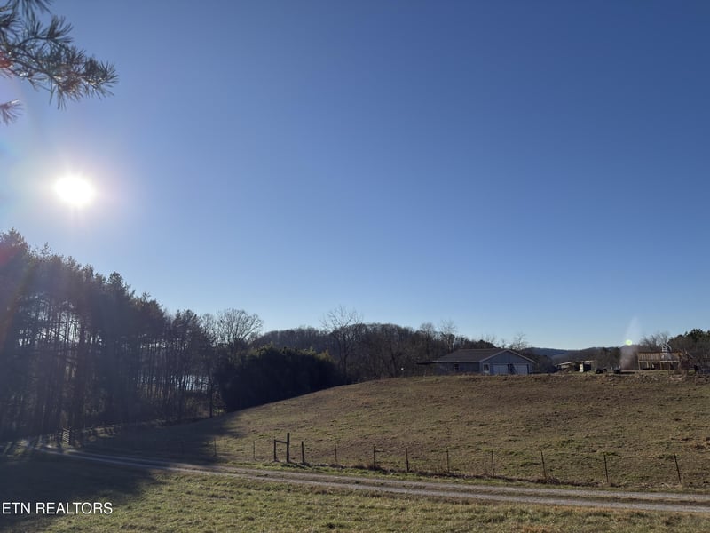 1811 James Ferry Rd, Kingston, TN 37763