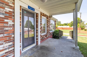1812 Brook Ave, Maryville, TN 37801