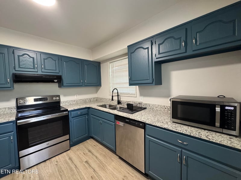 1812 Rosedale Ave, Knoxville, TN 37915