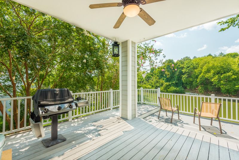 1813 Hart Rd, Knoxville, TN 37922