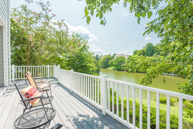 1813 Hart Rd, Knoxville, TN 37922
