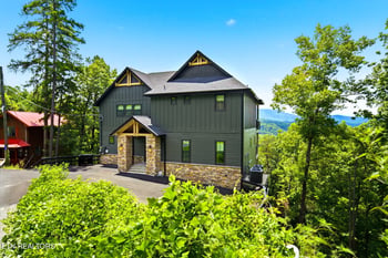 1813 Red Bone Way, Sevierville, TN 37876