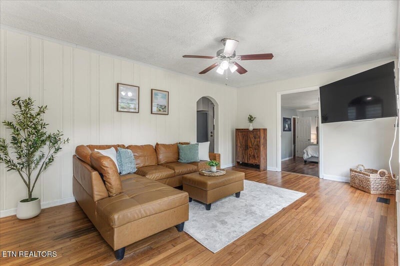 1814 Fenwood Dr, Knoxville, TN 37918