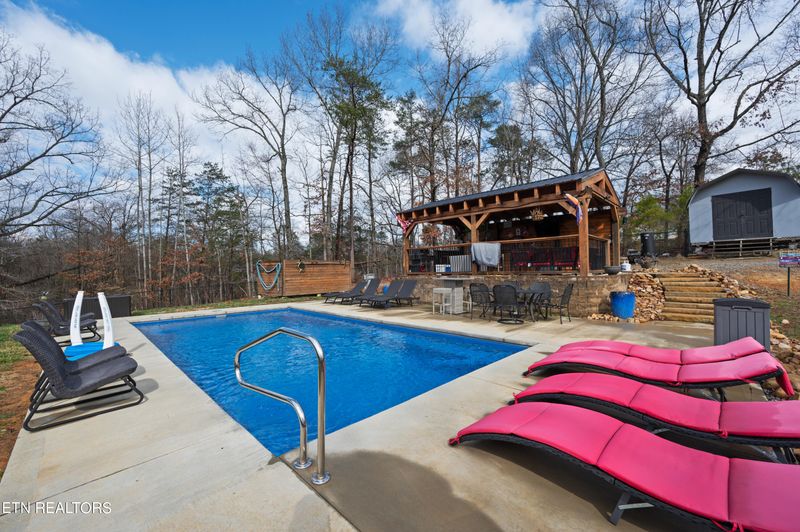 1815 Olympia Ct, Sevierville, TN 37862