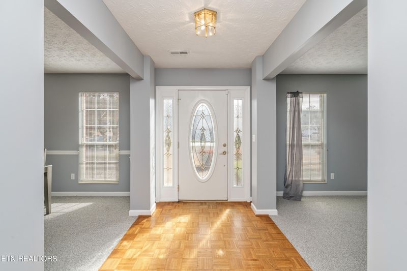 1817 Bisbee Ln, Knoxville, TN 37931
