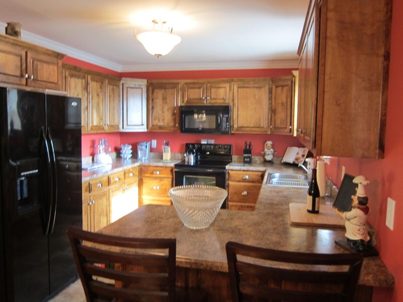 1817 Cherokee St, Athens, TN 37303