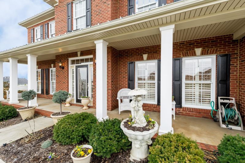 1818 Blue Crane Ln, Knoxville, TN 37922