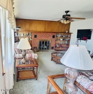1818 Loop Road Rd, Lafollette, TN 37766