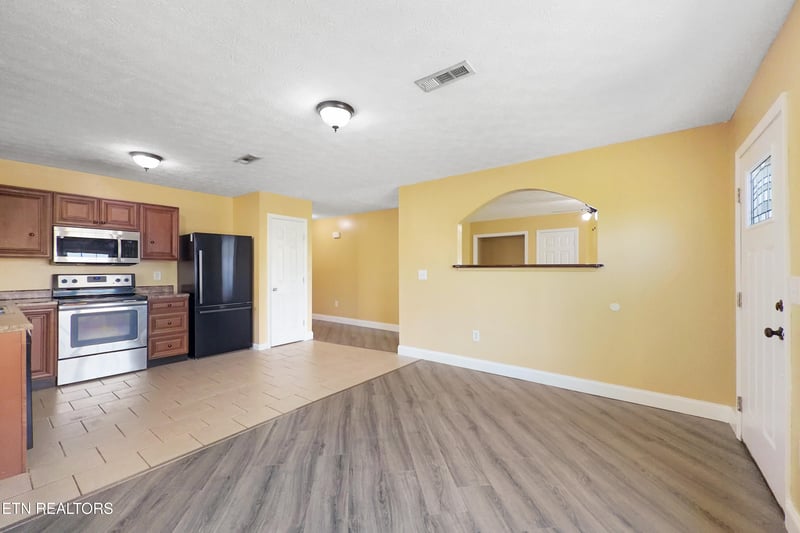1818 Watauga St, Sevierville, TN 37876