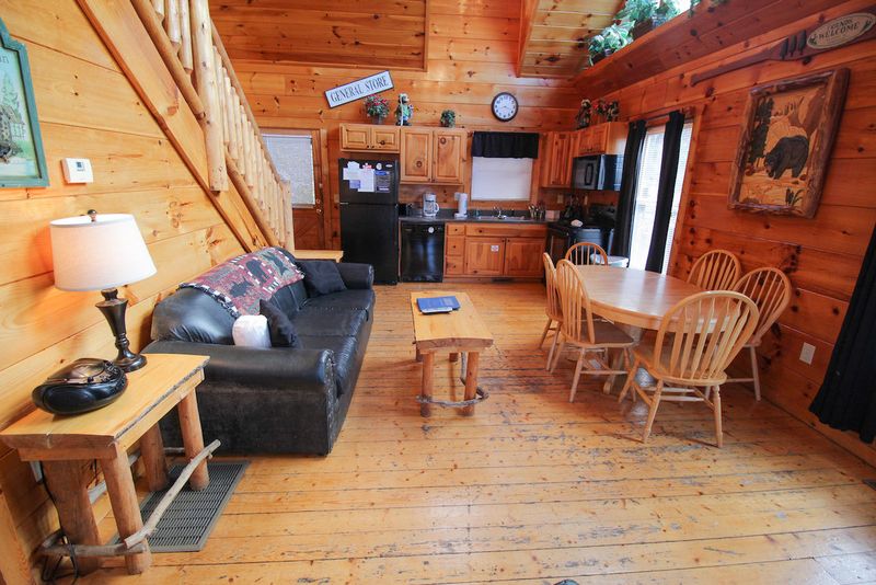 1819 Rhododendron Ln, Sevierville, TN 37876