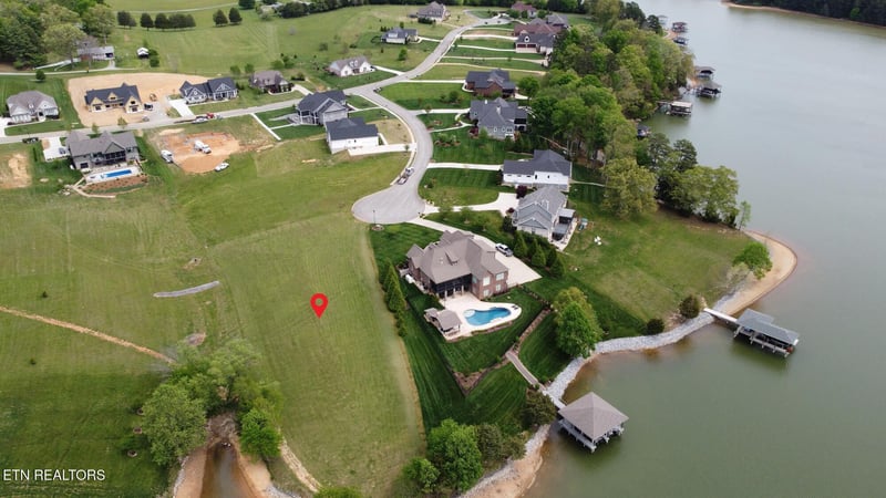 182 Bakers Pointe, Greenback, TN 37742