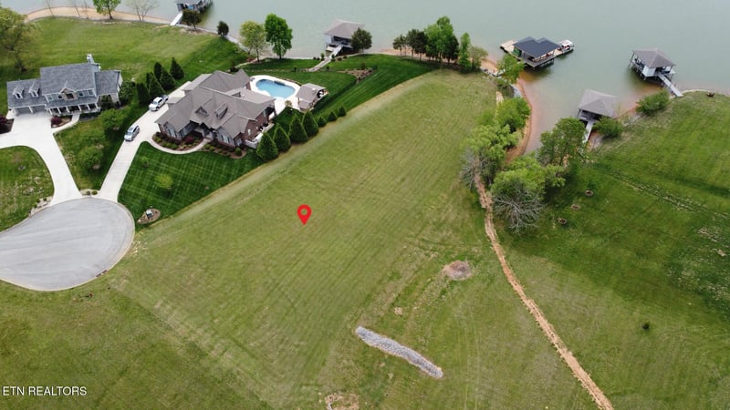 182 Bakers Pointe, Greenback, TN 37742