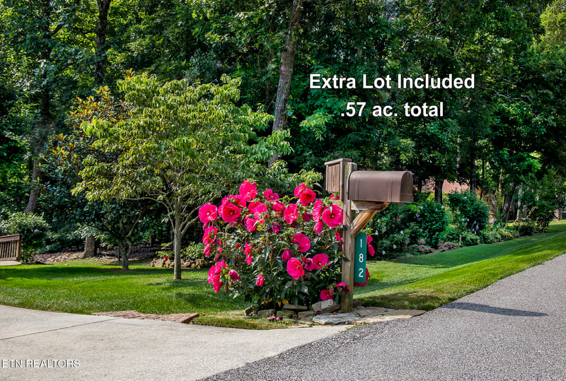 182 Canterbury Dr, Crossville, TN 38558