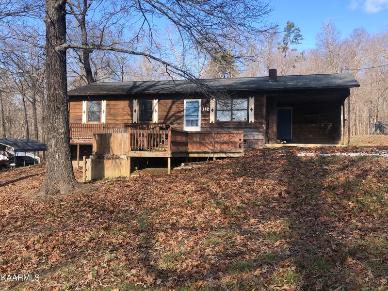 182 Forrest Hills Dr, Harriman, TN 37748