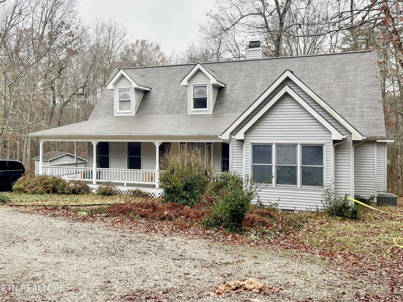 182 Rhonda Rd, Monterey, TN 38574