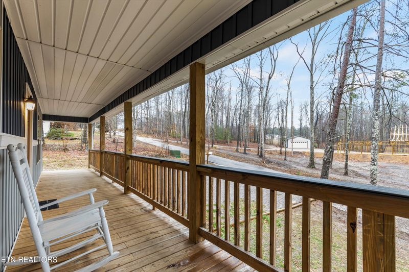 182 S Walden Dr, Harriman, TN 37748