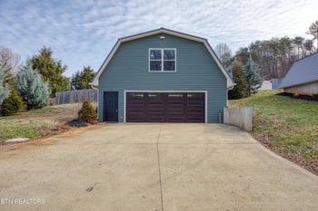 1820 Andes Rd, Knoxville, TN 37931