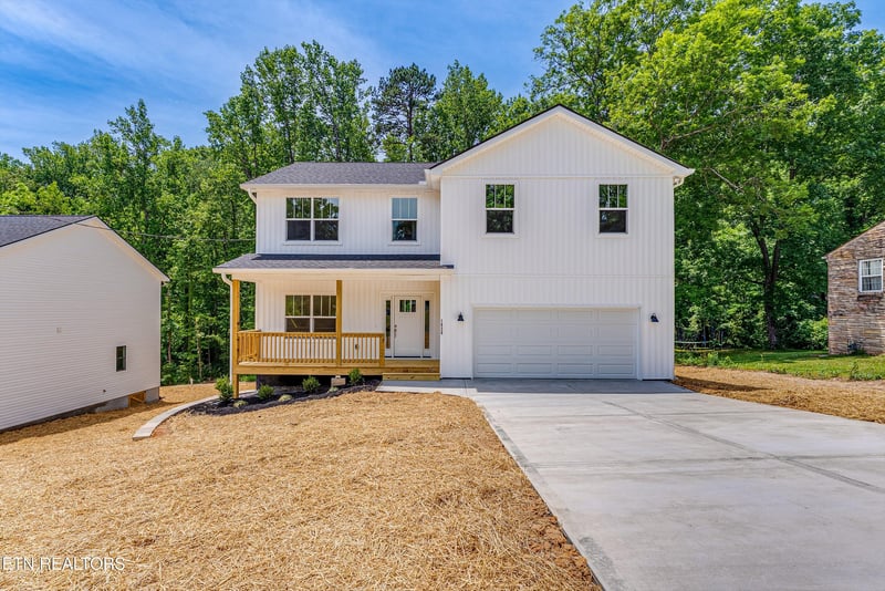 1820 Fenwood Dr, Knoxville, TN 37918