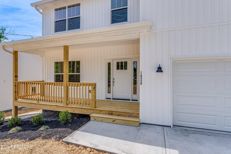 1820 Fenwood Dr, Knoxville, TN 37918