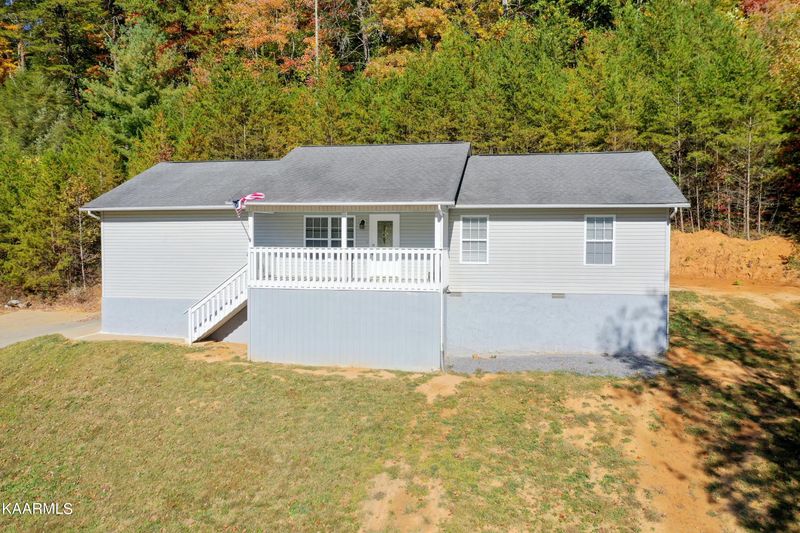 1821 Hughes Loop, Maryville, TN 37803
