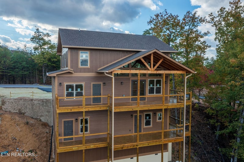 1821 Pinestand Ridge Way, Sevierville, TN 37862