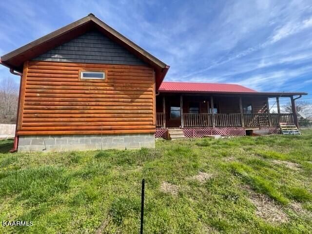 1822 Gatewood Ford Rd, Deer Lodge, TN 37726