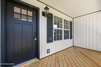 1822 Loop Rd, Lafollette, TN 37766